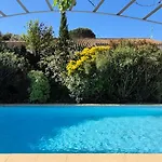 Villa Notre-dame Avec Piscine *